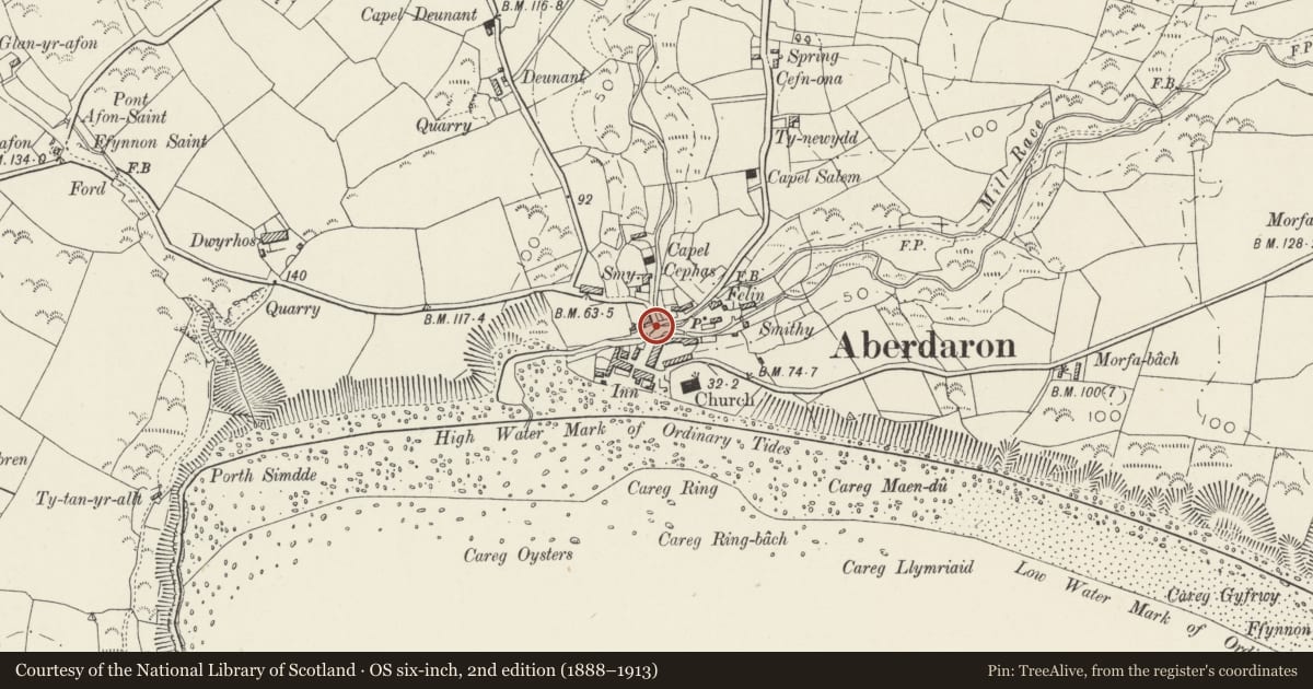 Ordnance Survey six-inch map, 2nd edition (1888–1913) covering the location of Milestone on Pont Fach, Aberdaron, Gwynedd, with a pin at the register's coordinates