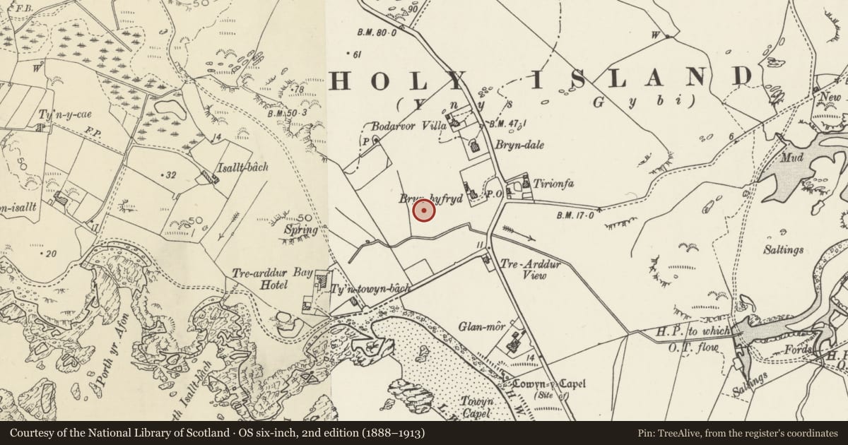 Ordnance Survey six-inch map, 2nd edition (1888–1913) covering the location of Pillbox in grounds of Trearddur House, Isle of Anglesey, with a pin at the register's coordinates