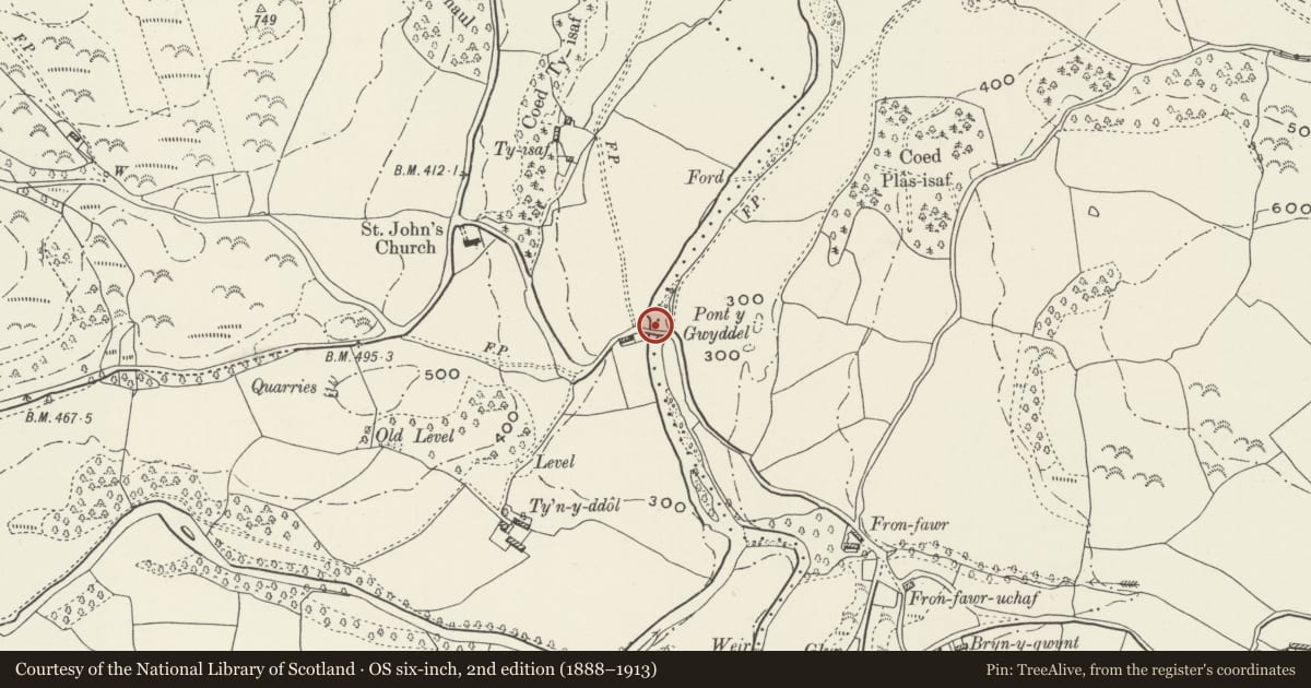 Ordnance Survey six-inch map, 2nd edition (1888–1913) covering the location of Pont-y-Gwyddel (partly in Llannefydd community), Llanfair Talhaiarn, Conwy, with a pin at the register's coordinates