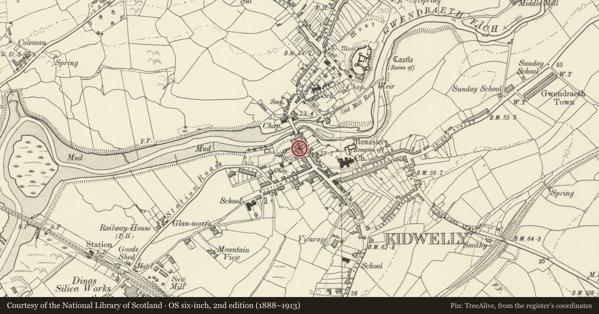 Ordnance Survey six-inch map, 2nd edition (1888–1913) covering the location of Morfa House, Kidwelly, Carmarthenshire, with a pin at the register's coordinates