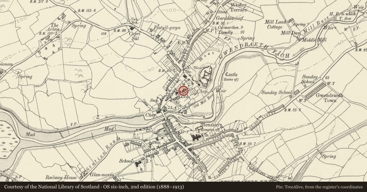 Ordnance Survey six-inch map, 2nd edition (1888–1913) covering the location of 6 Castle Street, Kidwelly, Carmarthenshire, with a pin at the register's coordinates