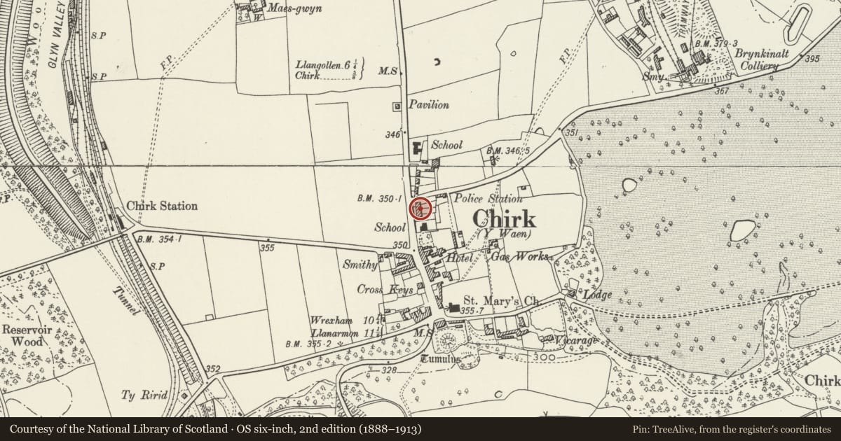 Ordnance Survey six-inch map, 2nd edition (1888–1913) covering the location of 4 Hand Terrace, Chirk, Wrexham, with a pin at the register's coordinates