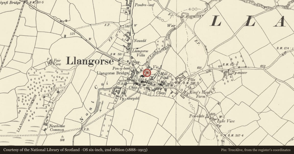 Ordnance Survey six-inch map, 2nd edition (1888–1913) covering the location of Table tomb to Rebecca Jones in the churchyard to E of the church of St Paulinus, Llangors, Powys, with a pin at the register's coordinates