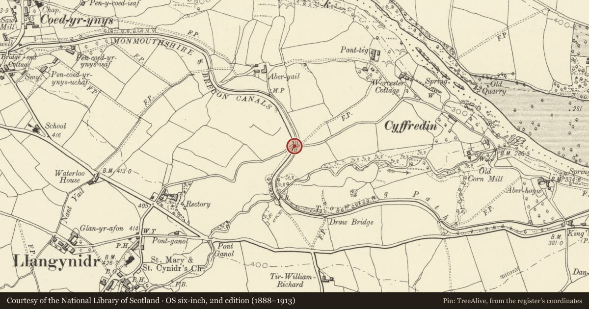 Ordnance Survey six-inch map, 2nd edition (1888–1913) covering the location of Panteague Upper Bridge (Canal Bridge No 129), Llangynidr, Powys, with a pin at the register's coordinates