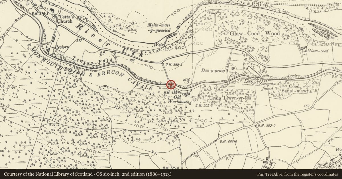 Ordnance Survey six-inch map, 2nd edition (1888–1913) covering the location of Workhouse Bridge (Canal Bridge No 136), Llangynidr, Powys, with a pin at the register's coordinates