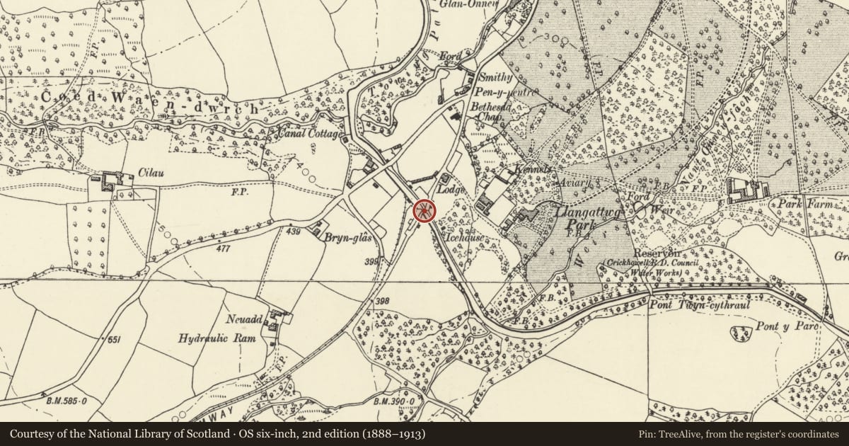 Ordnance Survey six-inch map, 2nd edition (1888–1913) covering the location of Lower Yard Bridge (Canal Bridge No 114), Llangattock, Powys, with a pin at the register's coordinates