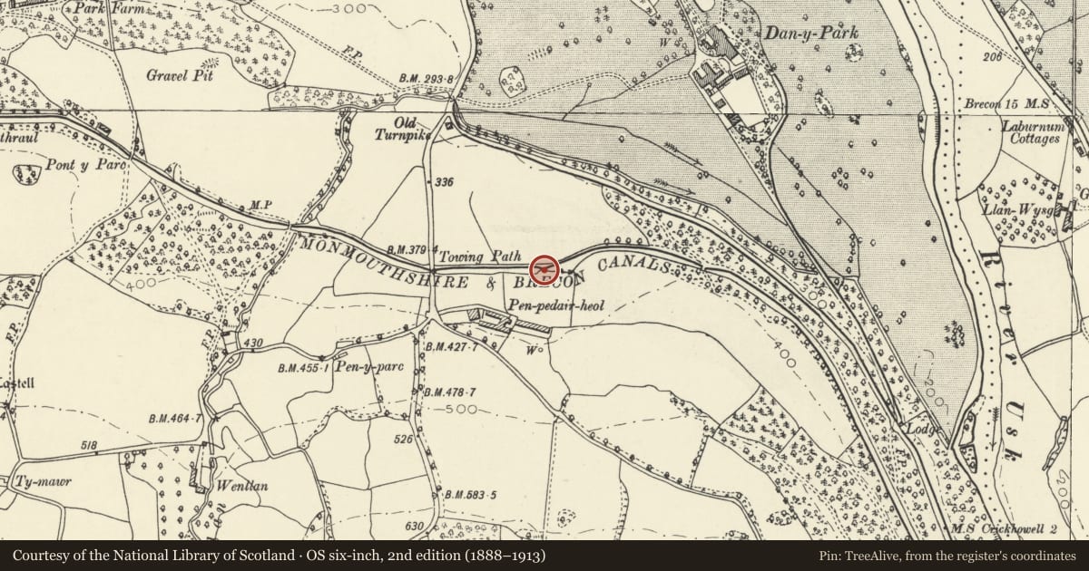 Ordnance Survey six-inch map, 2nd edition (1888–1913) covering the location of Stop Lock, Monmouthshire and Brecon Canal, Llangattock, Powys, with a pin at the register's coordinates