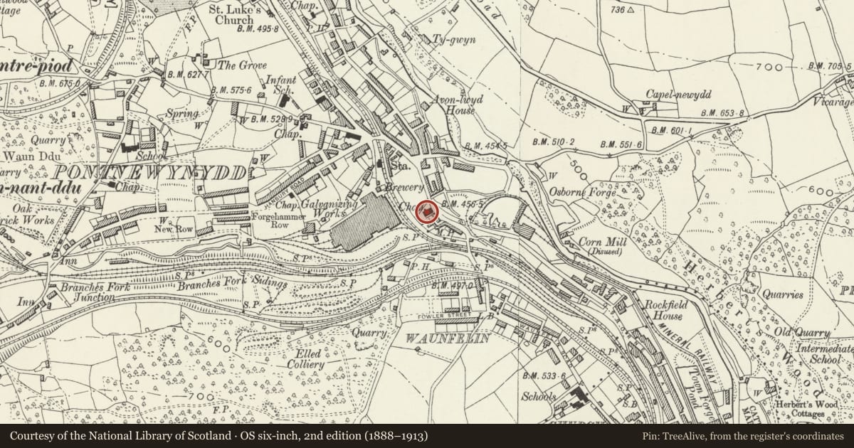 Ordnance Survey six-inch map, 2nd edition (1888–1913) covering the location of Merchants Hill Baptist Church, Pen Tranch, Torfaen, with a pin at the register's coordinates