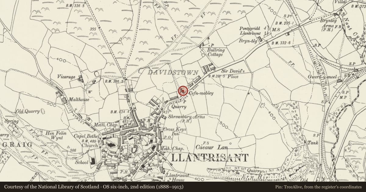 Ordnance Survey six-inch map, 2nd edition (1888–1913) covering the location of Cefn Mabley Farmhouse, Llantrisant, Rhondda Cynon Taff, with a pin at the register's coordinates