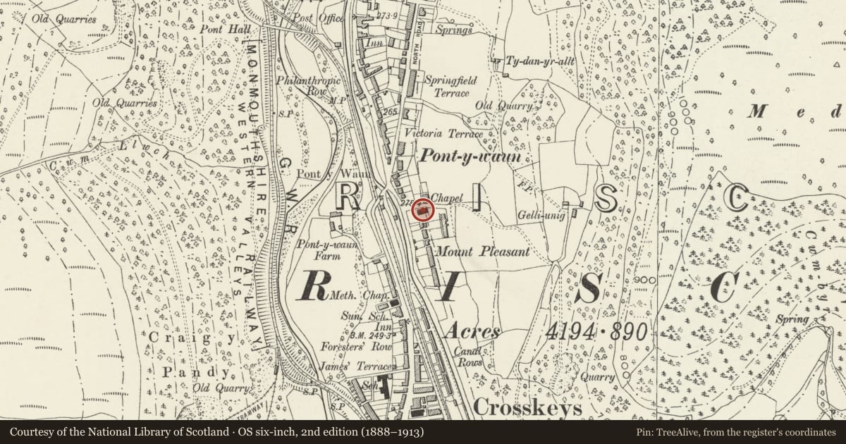 Ordnance Survey six-inch map, 2nd edition (1888–1913) covering the location of Trinity Congregational Church and attached Sunday School, Crosskeys, Caerphilly, with a pin at the register's coordinates