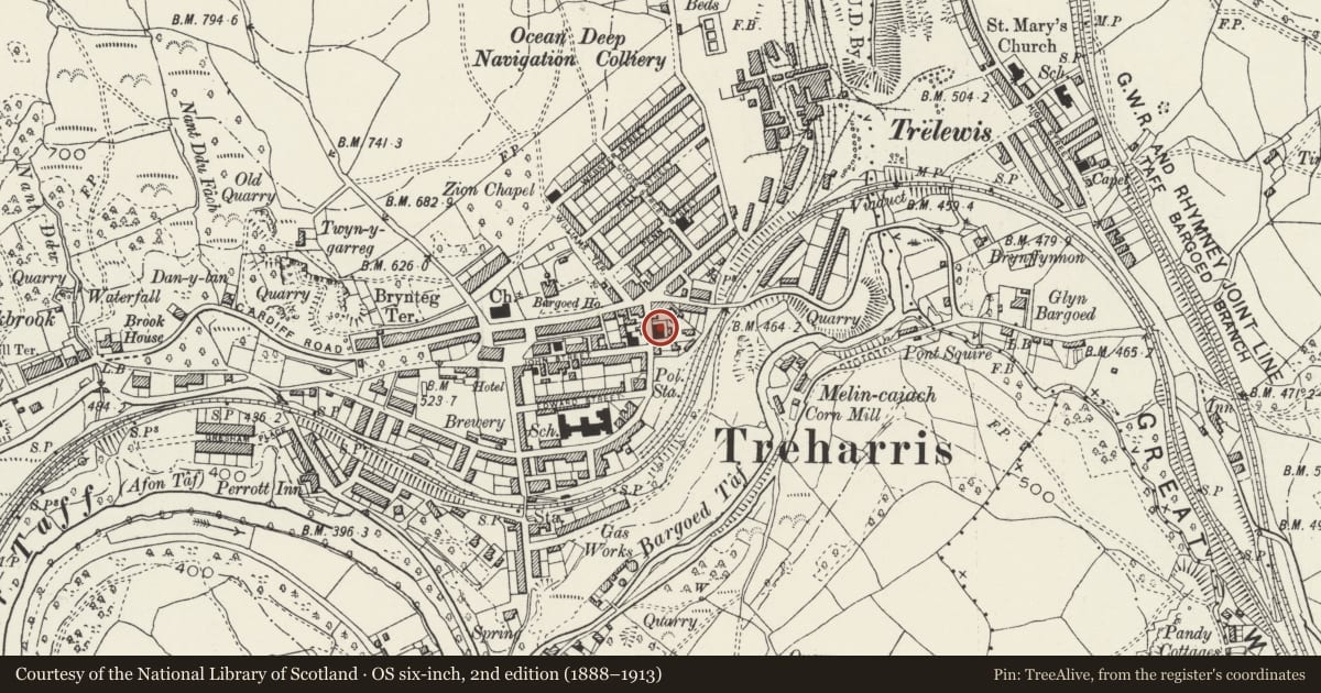 Ordnance Survey six-inch map, 2nd edition (1888–1913) covering the location of Tabernacle Independent Chapel, Treharris, Merthyr Tydfil, with a pin at the register's coordinates