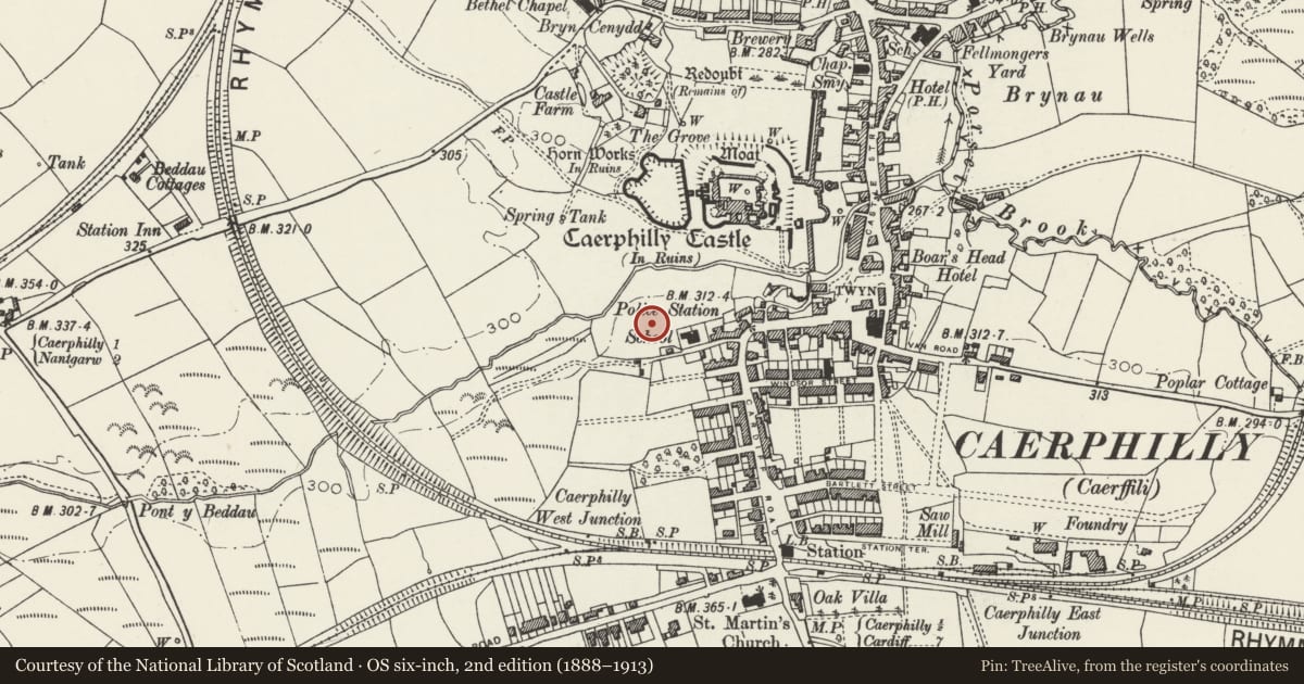 Ordnance Survey six-inch map, 2nd edition (1888–1913) covering the location of Memorial to David Williams, Caerphilly, with a pin at the register's coordinates