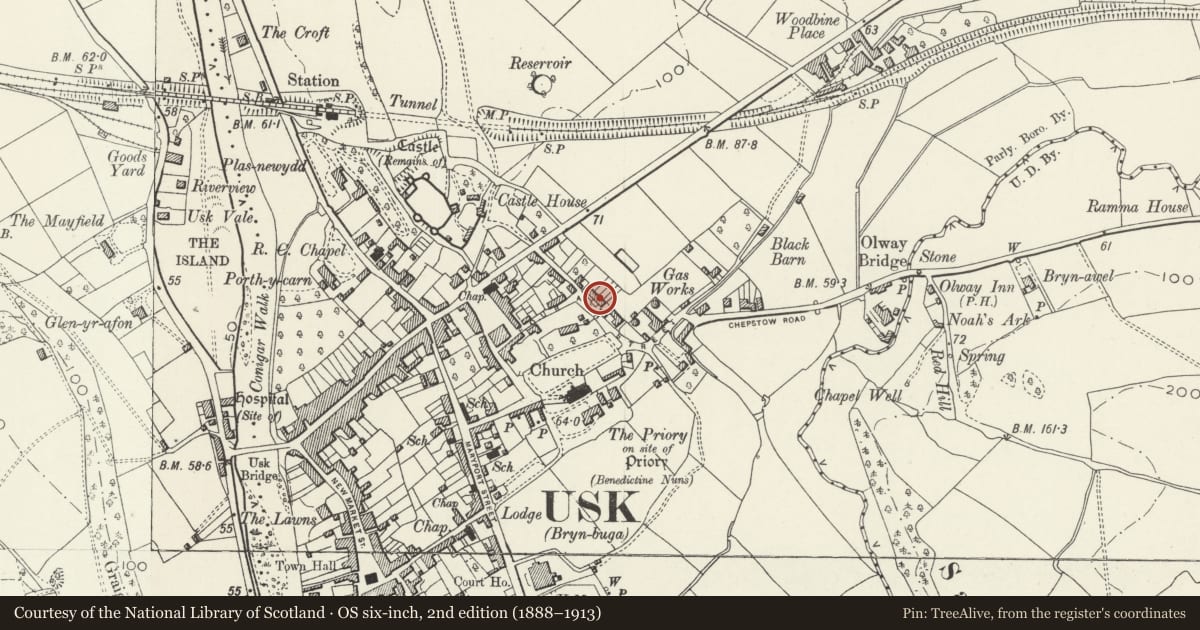 Ordnance Survey six-inch map, 2nd edition (1888–1913) covering the location of 27 Four Ash Street, Usk, Monmouthshire, with a pin at the register's coordinates