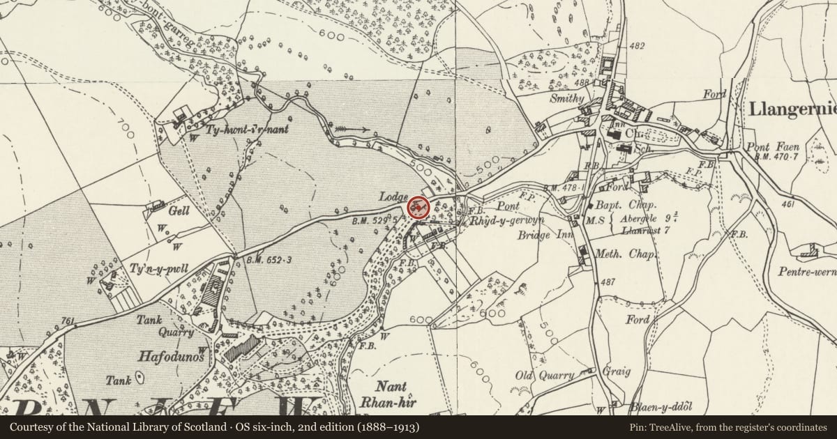 Ordnance Survey six-inch map, 2nd edition (1888–1913) covering the location of Gate Piers, Gates and Palings at Hafodunos, Llangernyw, Conwy, with a pin at the register's coordinates
