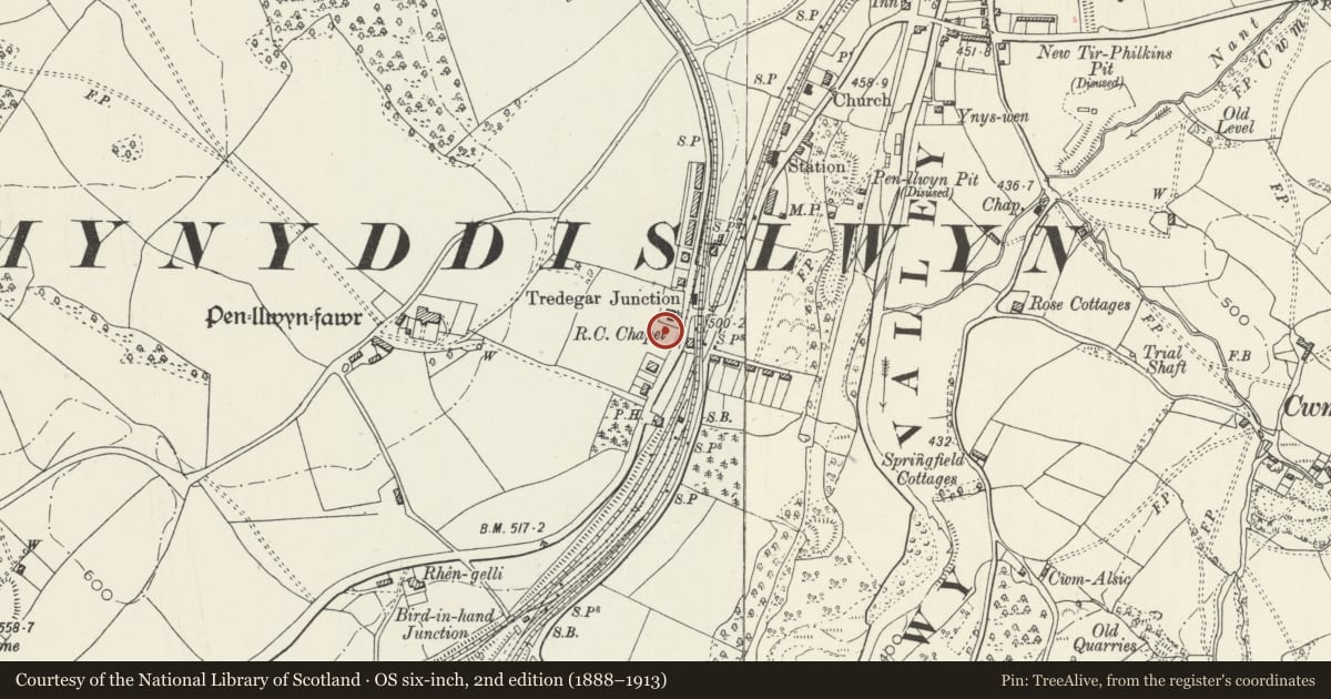Ordnance Survey six-inch map, 2nd edition (1888–1913) covering the location of Former Mynyddislwyn Urban District Council Offices, Pontllanfraith, Caerphilly, with a pin at the register's coordinates