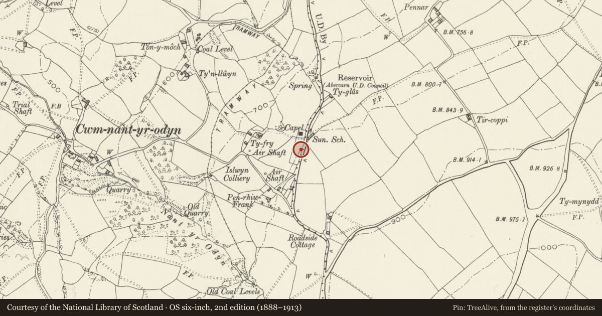 Ordnance Survey six-inch map, 2nd edition (1888–1913) covering the location of Wall, railings and gates at New Bethel Chapel graveyard, Pontllanfraith, Caerphilly, with a pin at the register's coordinates