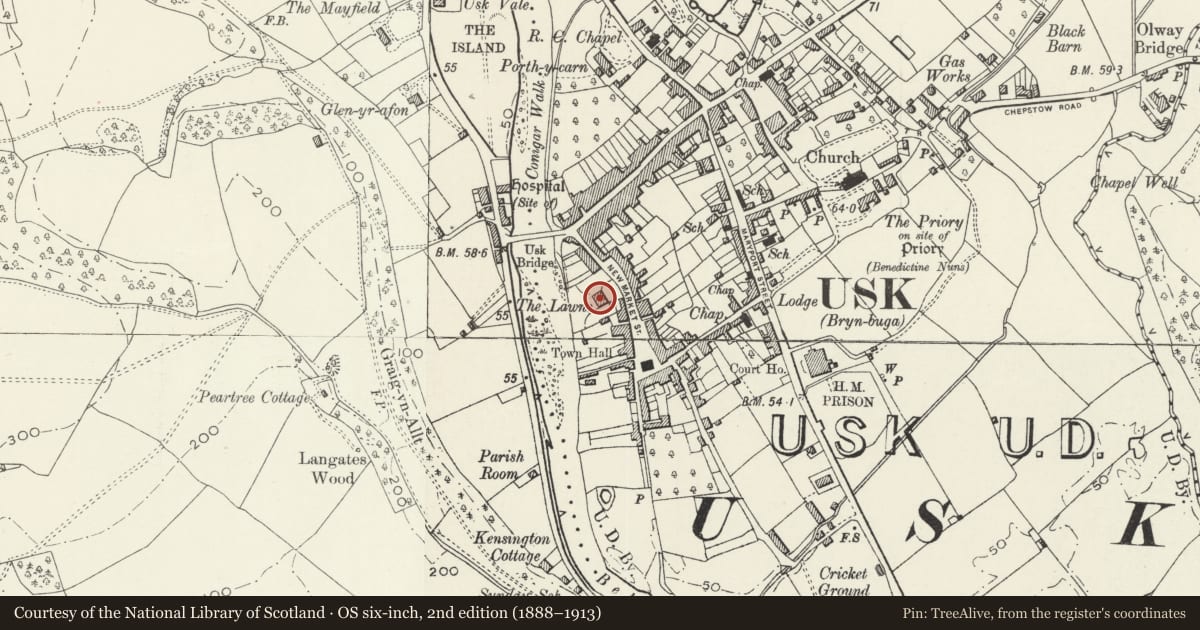 Ordnance Survey six-inch map, 2nd edition (1888–1913) covering the location of The Lawns, Usk, Monmouthshire, with a pin at the register's coordinates