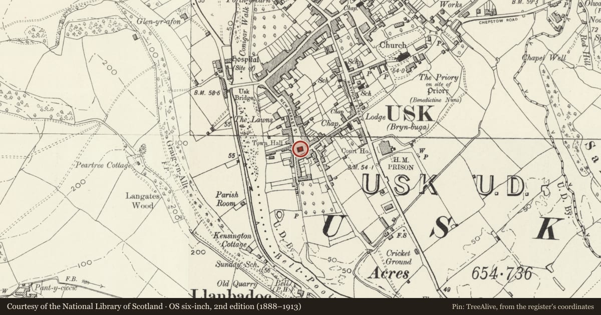Ordnance Survey six-inch map, 2nd edition (1888–1913) covering the location of The Town Hall, Usk, Monmouthshire, with a pin at the register's coordinates
