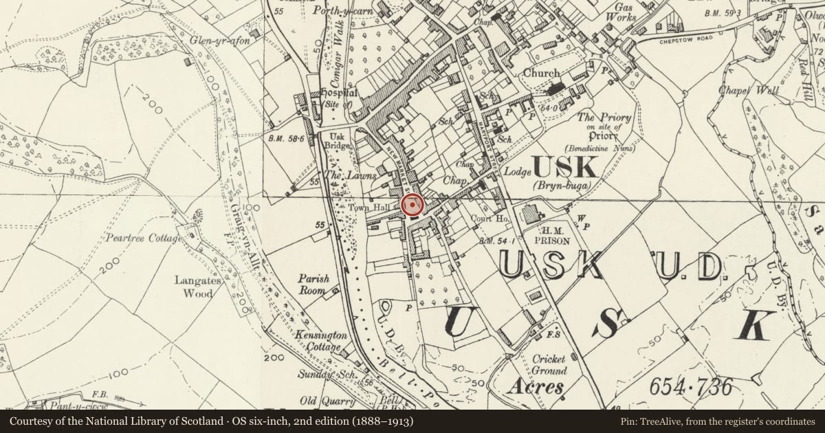 Ordnance Survey six-inch map, 2nd edition (1888–1913) covering the location of South African War Memorial in front of The Town Hall, Usk, Monmouthshire, with a pin at the register's coordinates