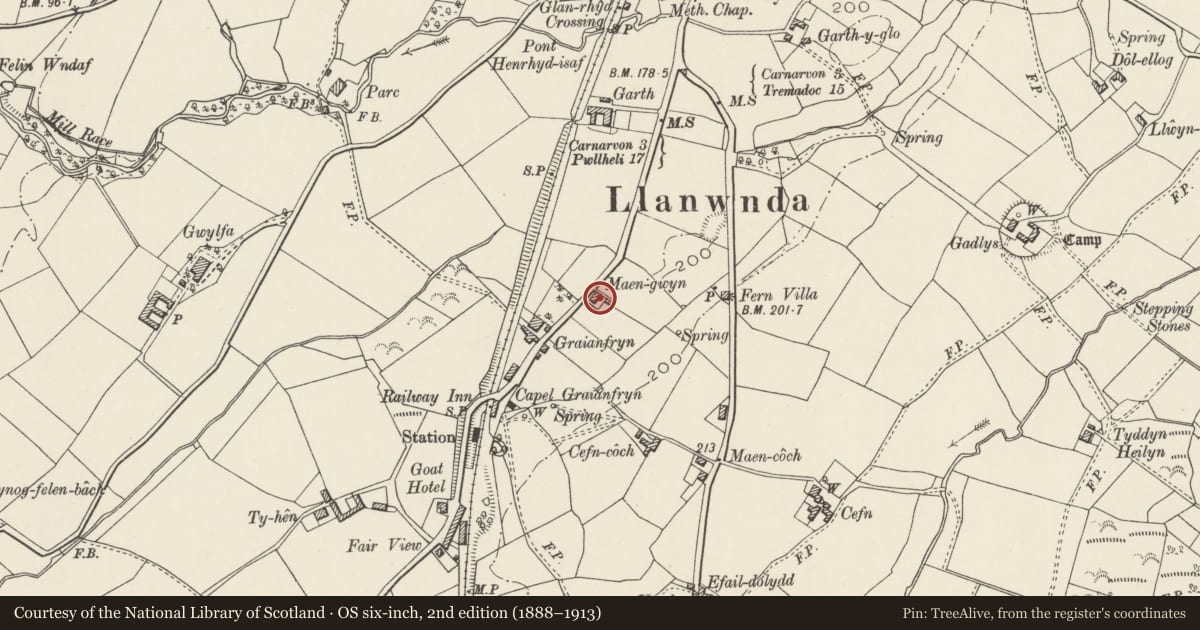 Ordnance Survey six-inch map, 2nd edition (1888–1913) covering the location of Maengwyn, Llanwnda, Gwynedd, with a pin at the register's coordinates