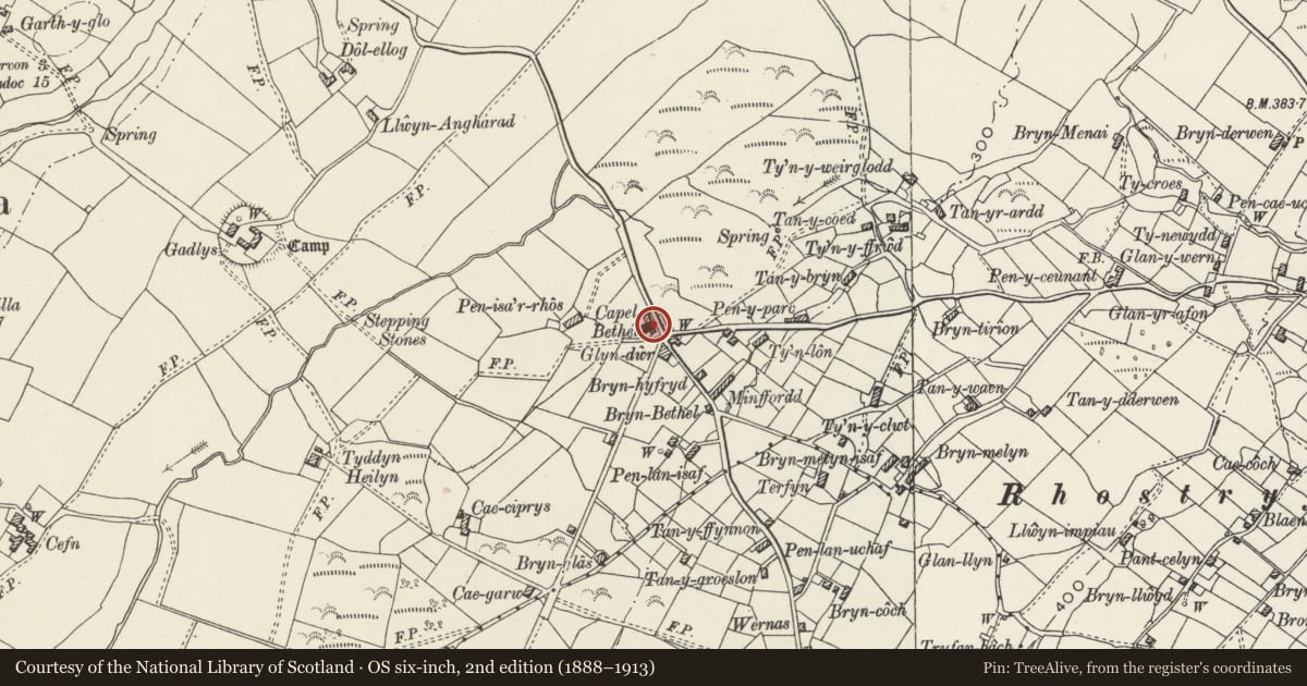 Ordnance Survey six-inch map, 2nd edition (1888–1913) covering the location of Bethel Chapel and attached cottages [Rhoslwyn and Bethel House), Llanwnda, Gwynedd, with a pin at the register's coordinates