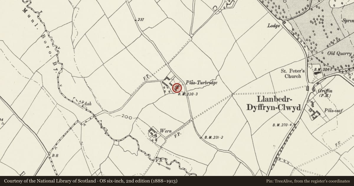 Ordnance Survey six-inch map, 2nd edition (1888–1913) covering the location of Plas Towerbridge including L-shaped Outbuilding to SW, Llanbedr Dyffryn Clwyd, Denbighshire, with a pin at the register's coordinates