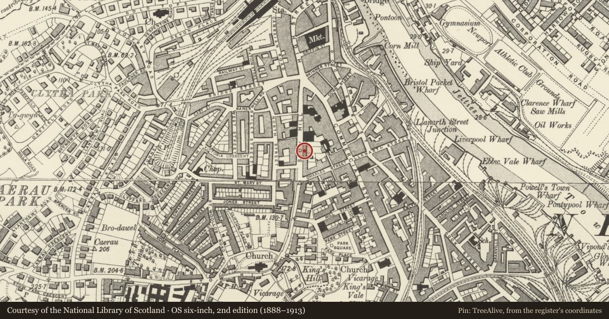 Ordnance Survey six-inch map, 2nd edition (1888–1913) covering the location of 31 Stow Hill, including forecourt walls, gatepiers, and railings, Newport, with a pin at the register's coordinates