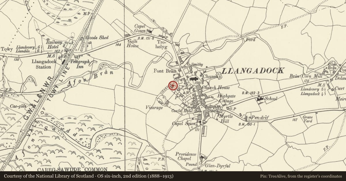 Ordnance Survey six-inch map, 2nd edition (1888–1913) covering the location of Penrhyn House, Llangadog, Carmarthenshire, with a pin at the register's coordinates