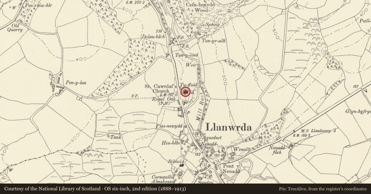 Ordnance Survey six-inch map, 2nd edition (1888–1913) covering the location of Church of Saint Cwrdaf, Llanwrda, Carmarthenshire, with a pin at the register's coordinates