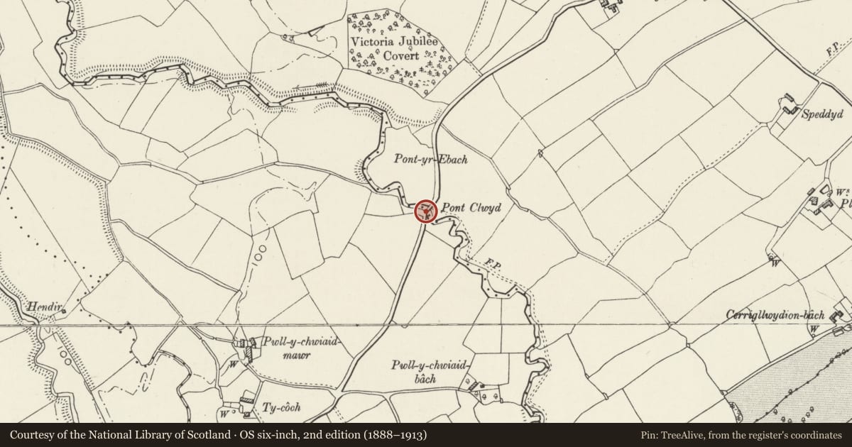 Ordnance Survey six-inch map, 2nd edition (1888–1913) covering the location of Pont Clwyd (partly in Llandyrnog community), Llanynys, Denbighshire, with a pin at the register's coordinates
