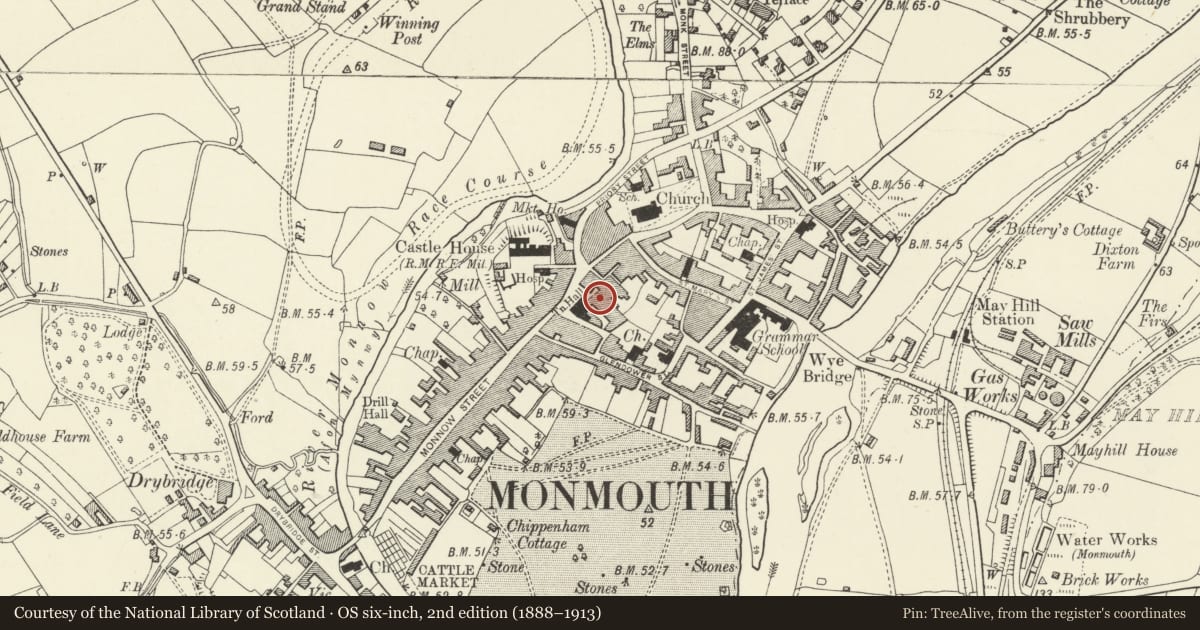 Ordnance Survey six-inch map, 2nd edition (1888–1913) covering the location of The Beaufort Arms Court, Monmouth, Monmouthshire, with a pin at the register's coordinates