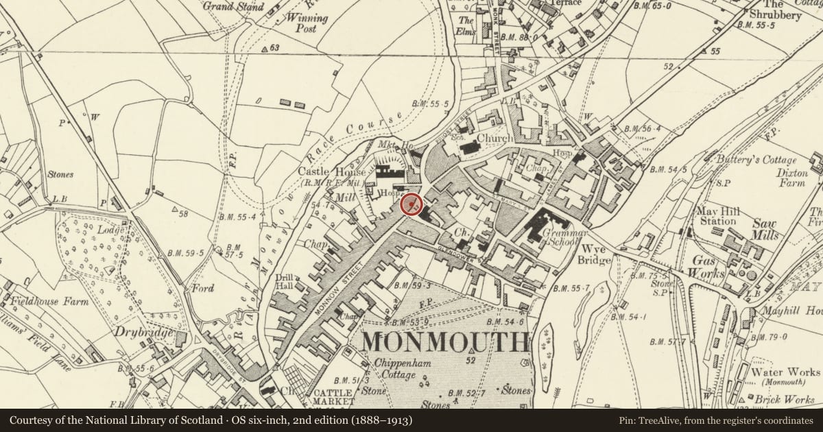 Ordnance Survey six-inch map, 2nd edition (1888–1913) covering the location of 14 Agincourt Square, Monmouth, Monmouthshire, with a pin at the register's coordinates