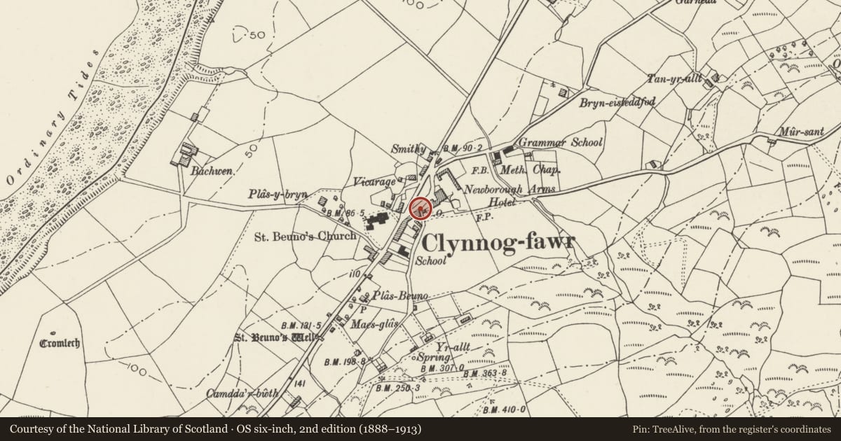 Ordnance Survey six-inch map, 2nd edition (1888–1913) covering the location of Post Office, Clynnog, Gwynedd, with a pin at the register's coordinates