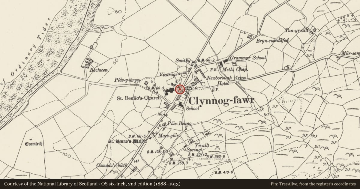 Ordnance Survey six-inch map, 2nd edition (1888–1913) covering the location of Lychgate to the churchyard of the Church of St Beuno, Clynnog, Gwynedd, with a pin at the register's coordinates
