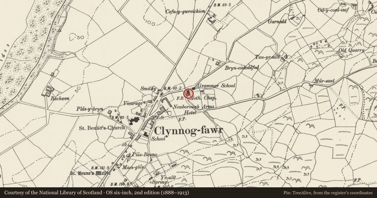 Ordnance Survey six-inch map, 2nd edition (1888–1913) covering the location of Ty Capel, Clynnog, Gwynedd, with a pin at the register's coordinates