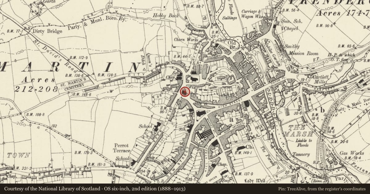 Ordnance Survey six-inch map, 2nd edition (1888–1913) covering the location of Bethesda Baptist Church including vestry block attached to left, Haverfordwest, Pembrokeshire, with a pin at the register's coordinates