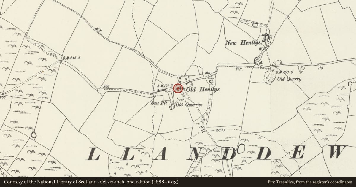 Ordnance Survey six-inch map, 2nd edition (1888–1913) covering the location of Old Henllys, Port Eynon, Swansea, with a pin at the register's coordinates
