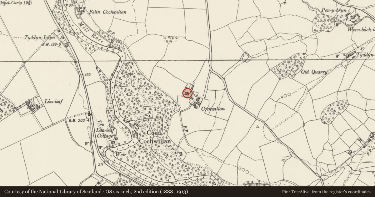 Ordnance Survey six-inch map, 2nd edition (1888–1913) covering the location of Fferm Cochwillan, Llanllechid, Gwynedd, with a pin at the register's coordinates