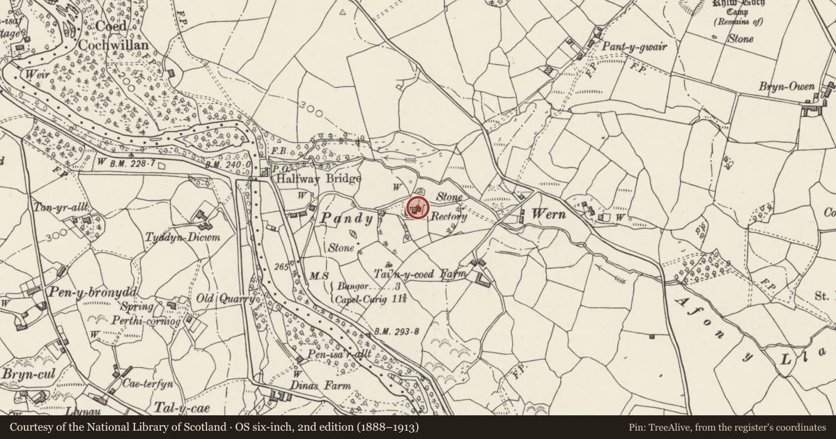 Ordnance Survey six-inch map, 2nd edition (1888–1913) covering the location of Outbuildings at Pandy Newydd, Llanllechid, Gwynedd, with a pin at the register's coordinates