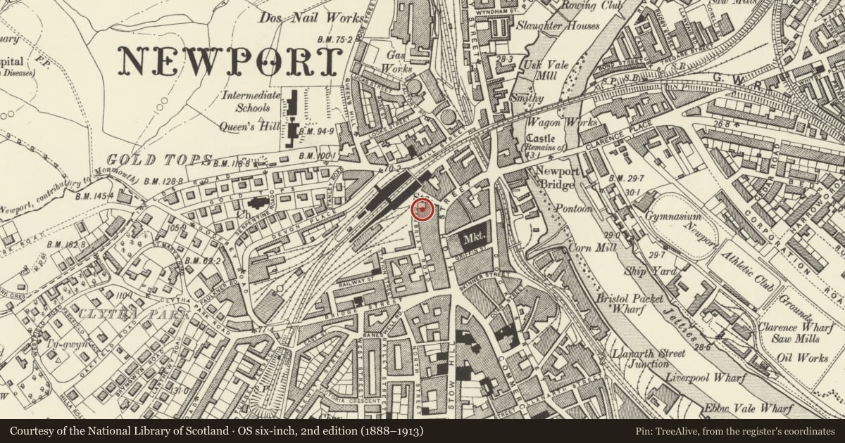 Ordnance Survey six-inch map, 2nd edition (1888–1913) covering the location of Former Tredegar Arms Hotel and Lloyd's Bank (Yates's), Stow Hill, Newport, with a pin at the register's coordinates