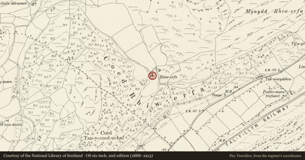 Ordnance Survey six-inch map, 2nd edition (1888–1913) covering the location of Cowhouse at Rhiwerfa, Llanfihangel-y-Pennant, Gwynedd, with a pin at the register's coordinates