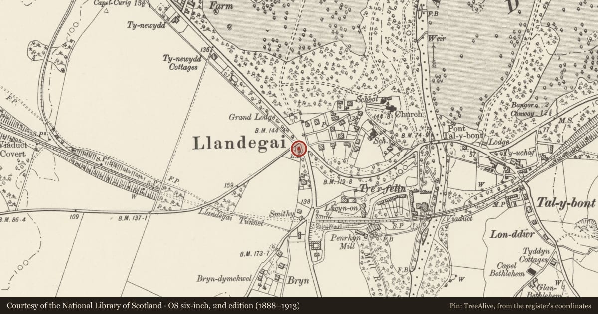Ordnance Survey six-inch map, 2nd edition (1888–1913) covering the location of Lyric Cottage, Llandygai, Gwynedd, with a pin at the register's coordinates