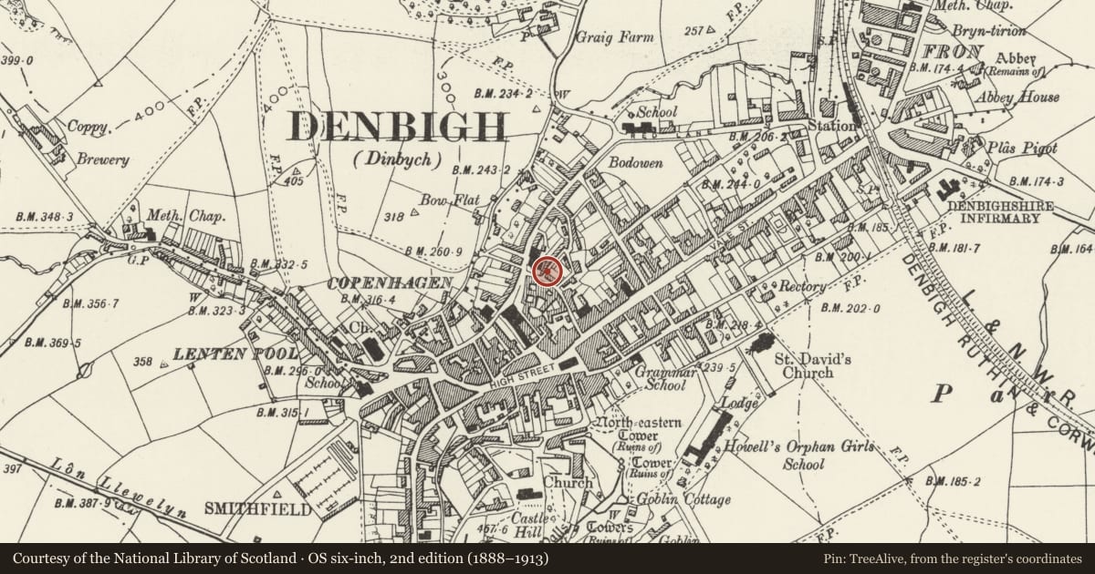 Ordnance Survey six-inch map, 2nd edition (1888–1913) covering the location of Former Manse at Capel Mawr, Denbigh, Denbighshire, with a pin at the register's coordinates