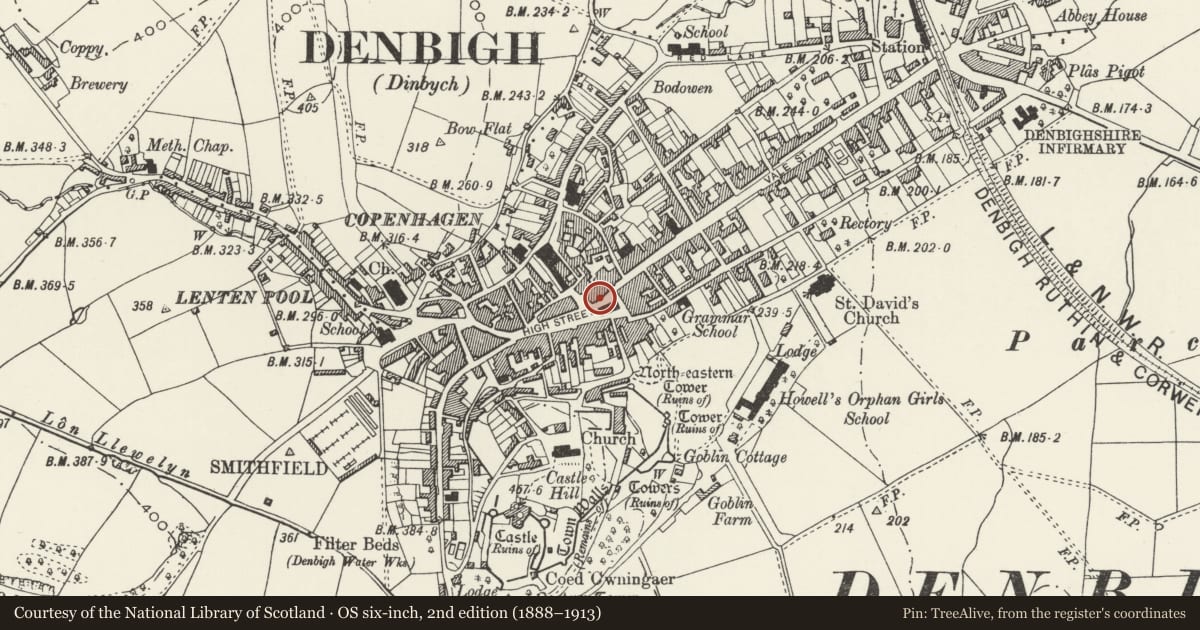 Ordnance Survey six-inch map, 2nd edition (1888–1913) covering the location of Ray Cronin (Newsagents), Denbigh, Denbighshire, with a pin at the register's coordinates