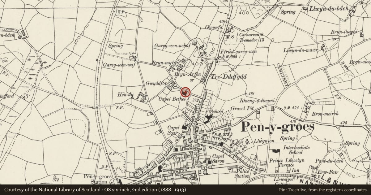 Ordnance Survey six-inch map, 2nd edition (1888–1913) covering the location of Bethel Chapel, railed enclosure and gates, Llanllyfni, Gwynedd, with a pin at the register's coordinates