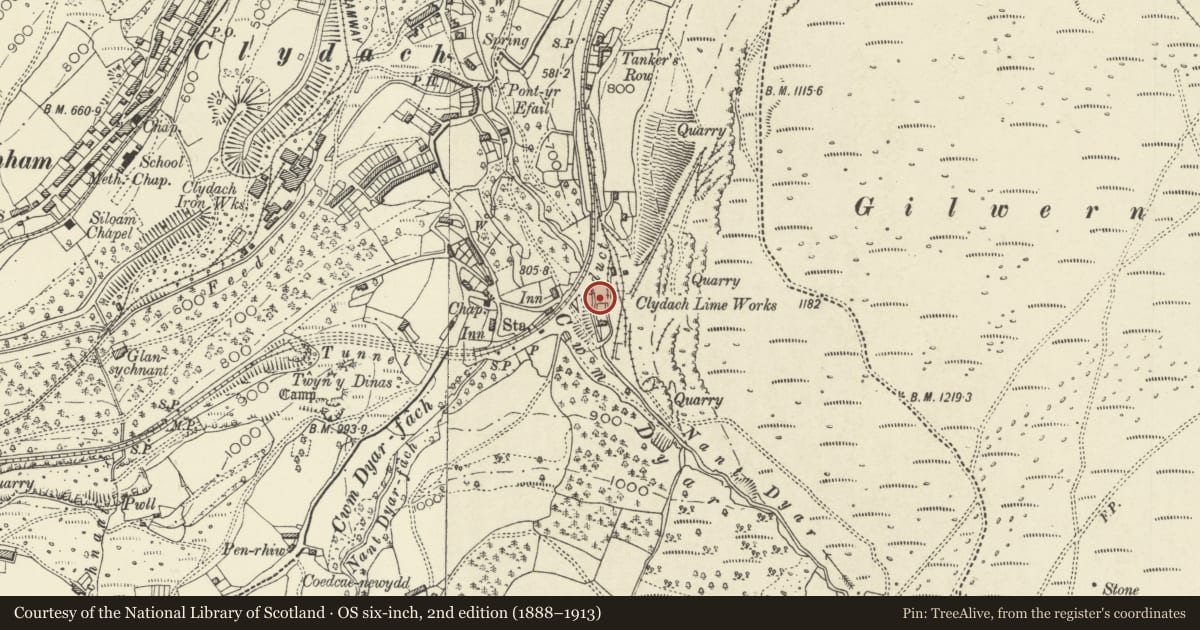 Ordnance Survey six-inch map, 2nd edition (1888–1913) covering the location of Limekilns at Clydach Limeworks, Llanelly, Monmouthshire, with a pin at the register's coordinates