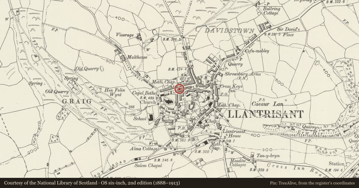 Ordnance Survey six-inch map, 2nd edition (1888–1913) covering the location of New Inn, Llantrisant, Rhondda Cynon Taff, with a pin at the register's coordinates
