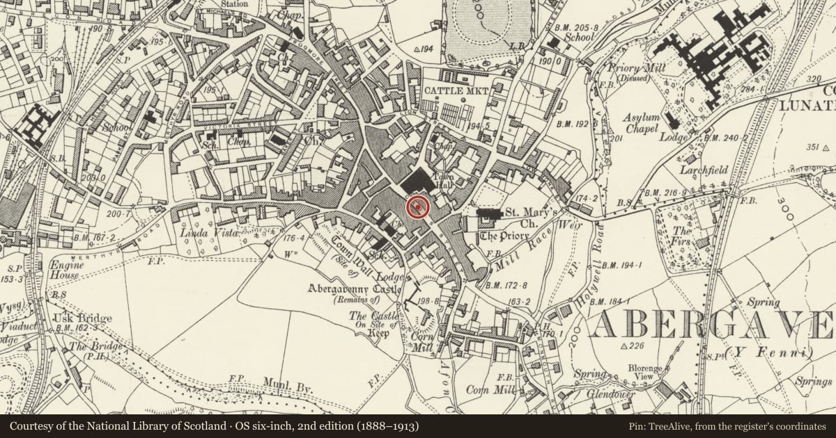 Ordnance Survey six-inch map, 2nd edition (1888–1913) covering the location of 10 Cross Street, Abergavenny, Monmouthshire, with a pin at the register's coordinates
