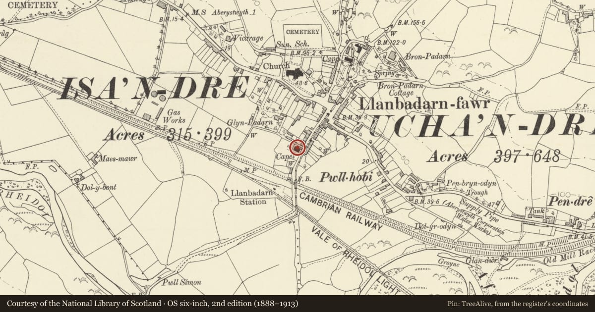 Ordnance Survey six-inch map, 2nd edition (1888–1913) covering the location of Capel Saron including vestry, forecourt railings and gates, Llanbadarn Fawr, Ceredigion, with a pin at the register's coordinates