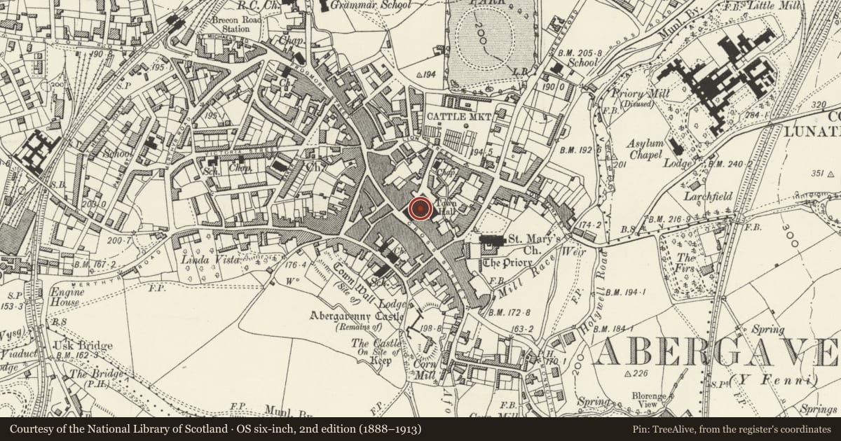 Ordnance Survey six-inch map, 2nd edition (1888–1913) covering the location of Town Hall, Abergavenny, Monmouthshire, with a pin at the register's coordinates